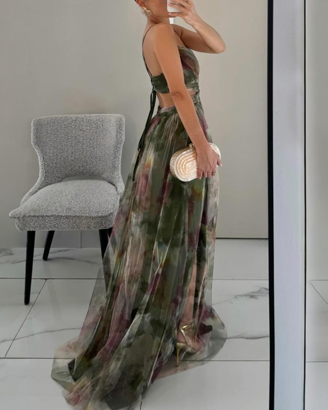 Claudia™ – Figurbetonendes Kleid für einen vorteilhaften Auftritt