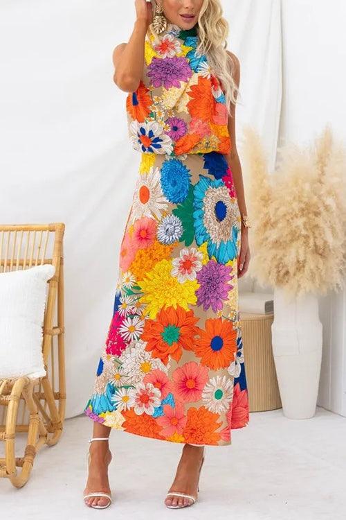 Sommerliches Ärmelloses Maxikleid mit Halsband, Tailliertem Schnitt und Floral-Design
