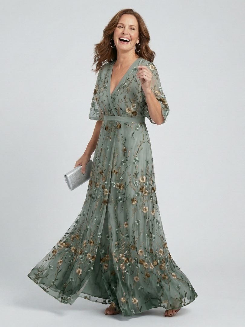Savenora | Halter Neck Floral Maxi Dress