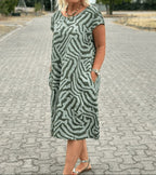 Solina™ – Kleid mit Rundhalsausschnitt und stilvollem, bauchbedeckendem Design