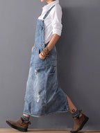Frayla™ – Abgenutztes Jeanskleid mit Rückenschlitzdesign