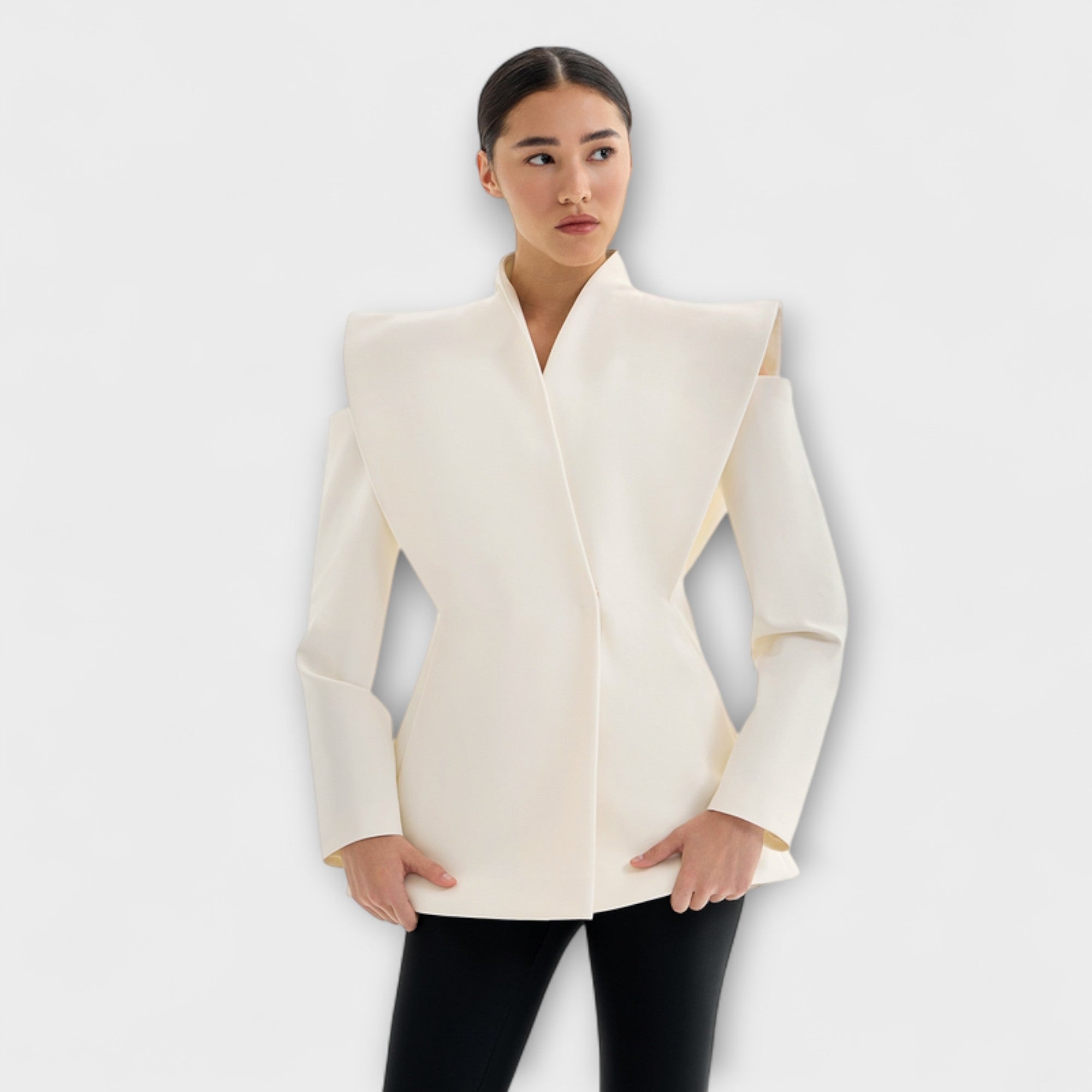 Sommerfeld™ | Valeria – Artistic Shoulder Blazer