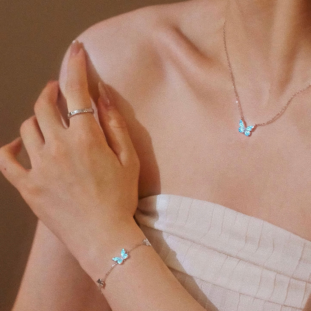 Sommerfeld | Leuchtendes Blaues Schmetterlingsarmband
