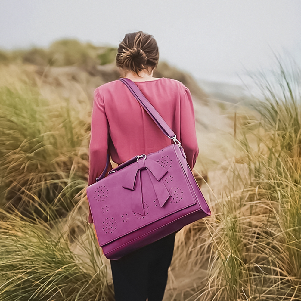 Monikas Elegante Schleifenhandtasche