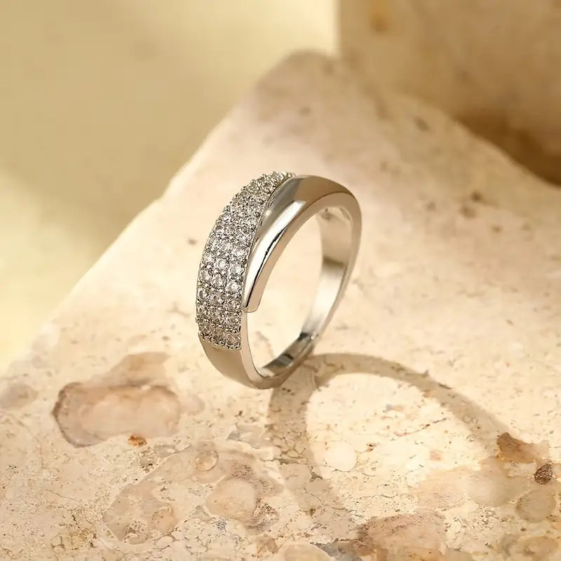 Sommerfeld | Eleganter Goldring mit funkelnden Steinen (Kaufe 1, erhalte 1 kostenlos)
