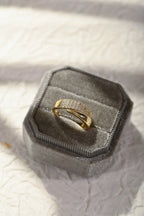 Sommerfeld | Eleganter Goldring mit funkelnden Steinen (Kaufe 1, erhalte 1 kostenlos)
