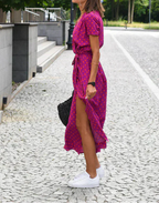 Jorlyn™ - Elegantes Kleid mit V-Ausschnitt und figurbetonter Silhouette