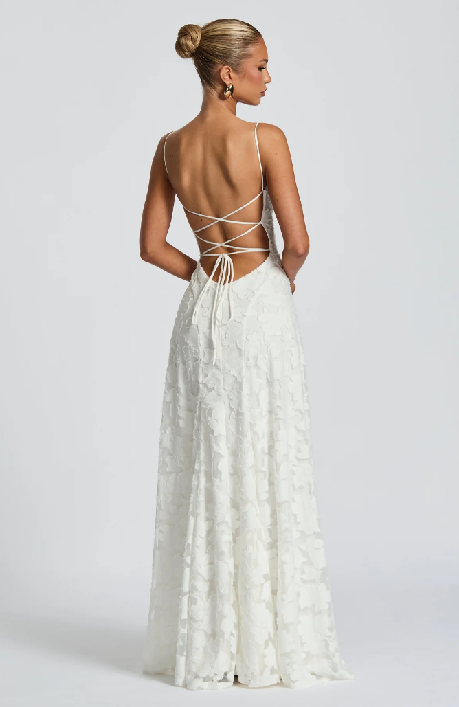 SOFIA | Elegantes Spitzen-Maxi-Kleid für besondere Anlässe