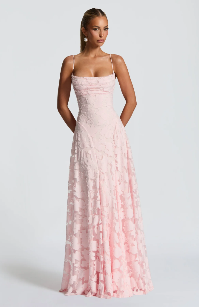 SOFIA | Elegantes Spitzen-Maxi-Kleid für besondere Anlässe