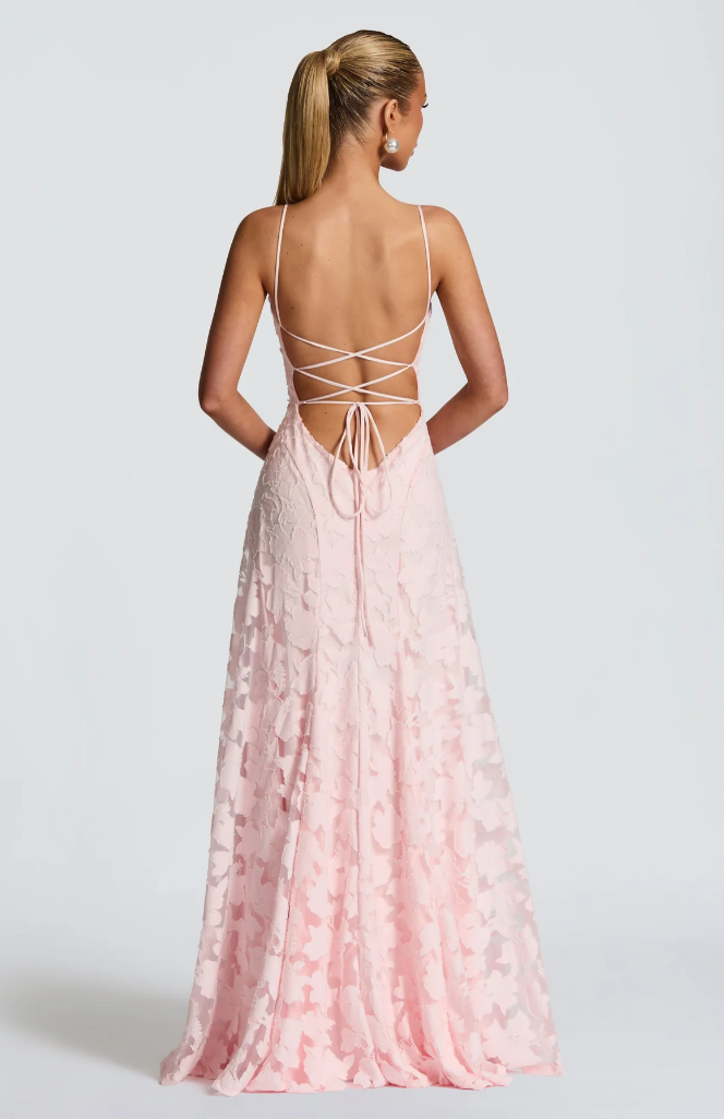 SOFIA | Elegantes Spitzen-Maxi-Kleid für besondere Anlässe