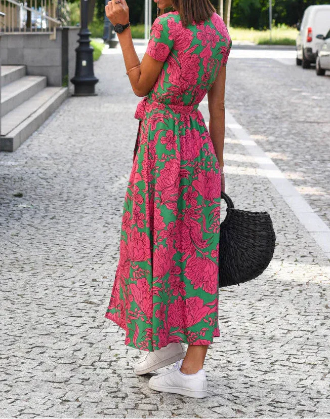 Jorlyn™ - Elegantes Kleid mit V-Ausschnitt und figurbetonter Silhouette