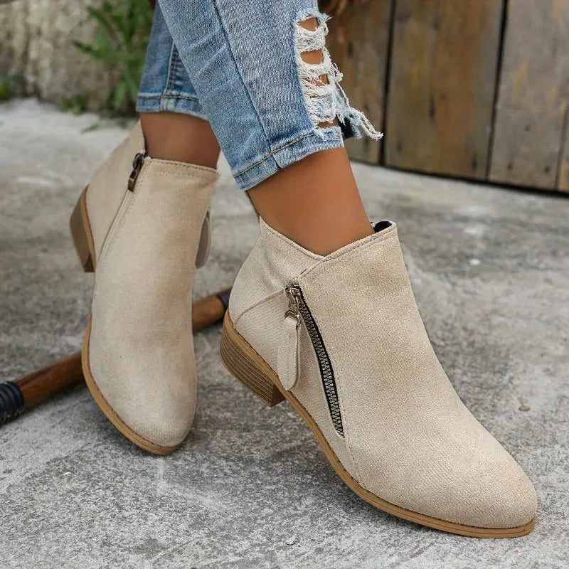 Sommerfeld™ | Elegante Wildleder-Stiefel mit Absatz