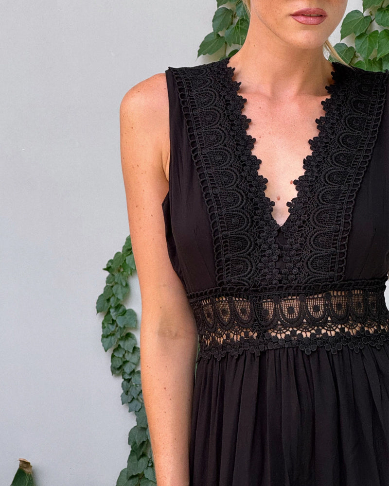 Sora™ – Ärmelloses Boho-Midikleid mit Spitzen-Details