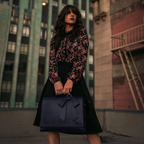 Monikas Elegante Schleifenhandtasche