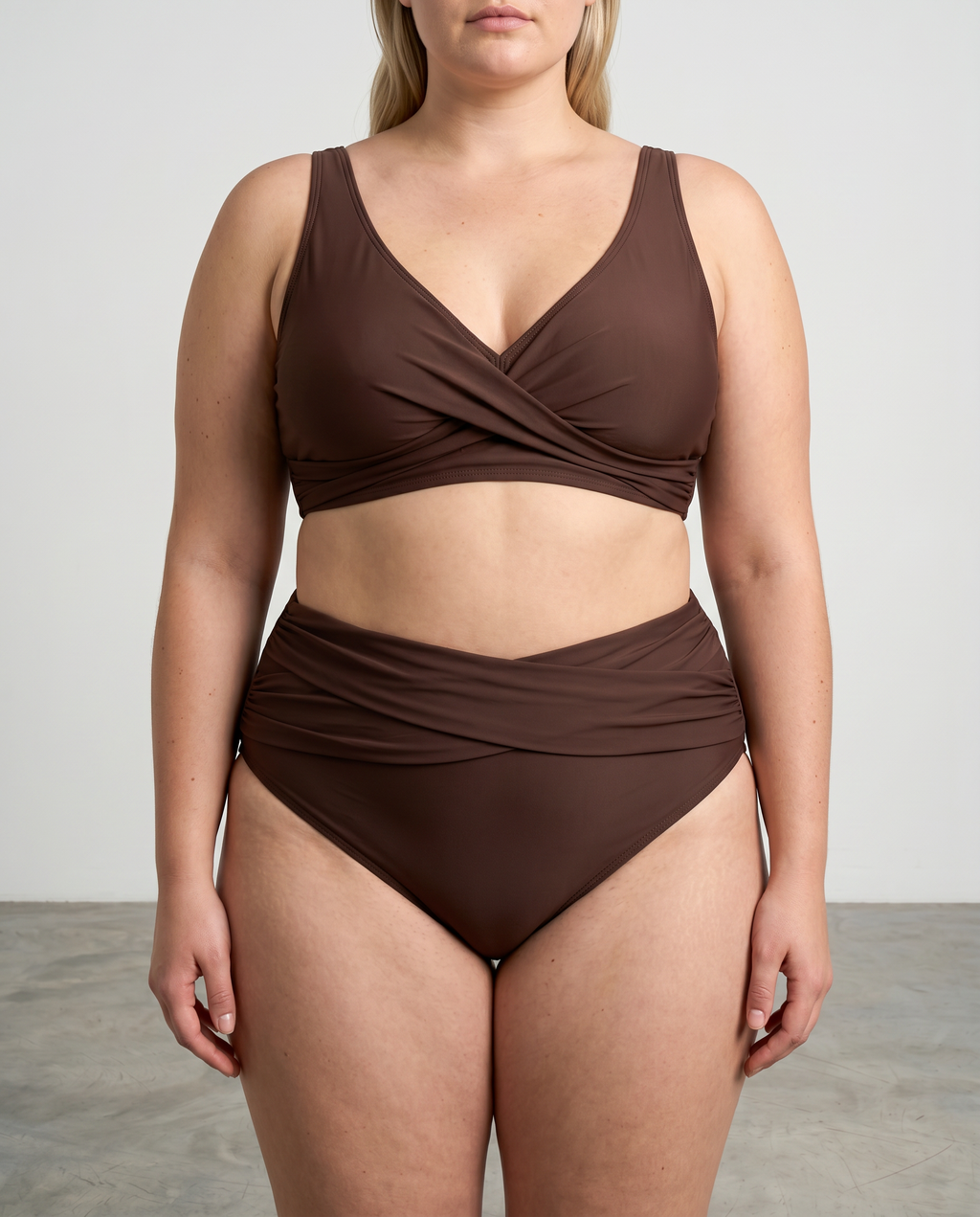 Savenora | Form-Fitting Bikini