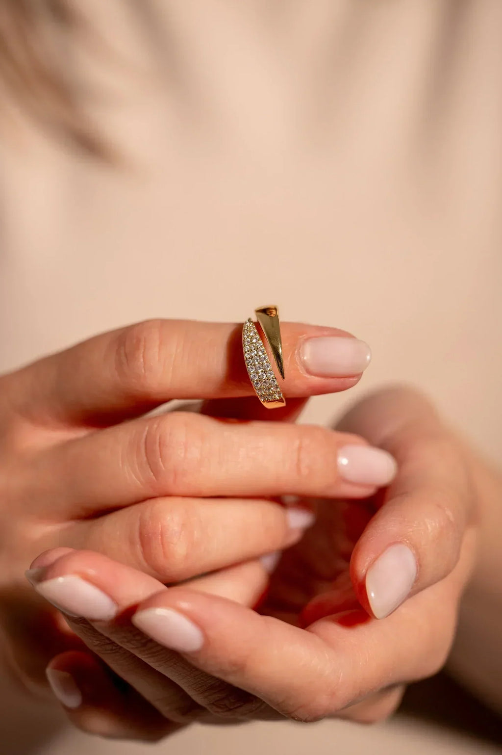 Sommerfeld | Eleganter Goldring mit funkelnden Steinen (Kaufe 1, erhalte 1 kostenlos)